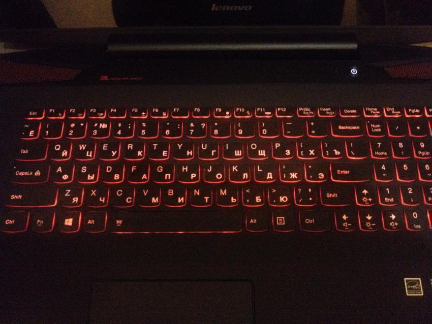 LenovoY70_3.jpg